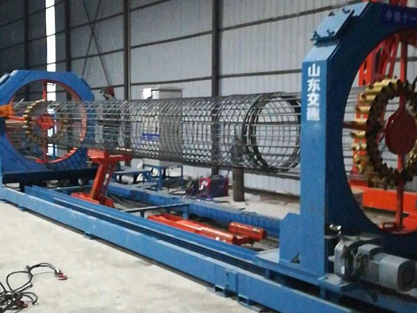 數控鋼筋籠滾焊機日常的保養方法