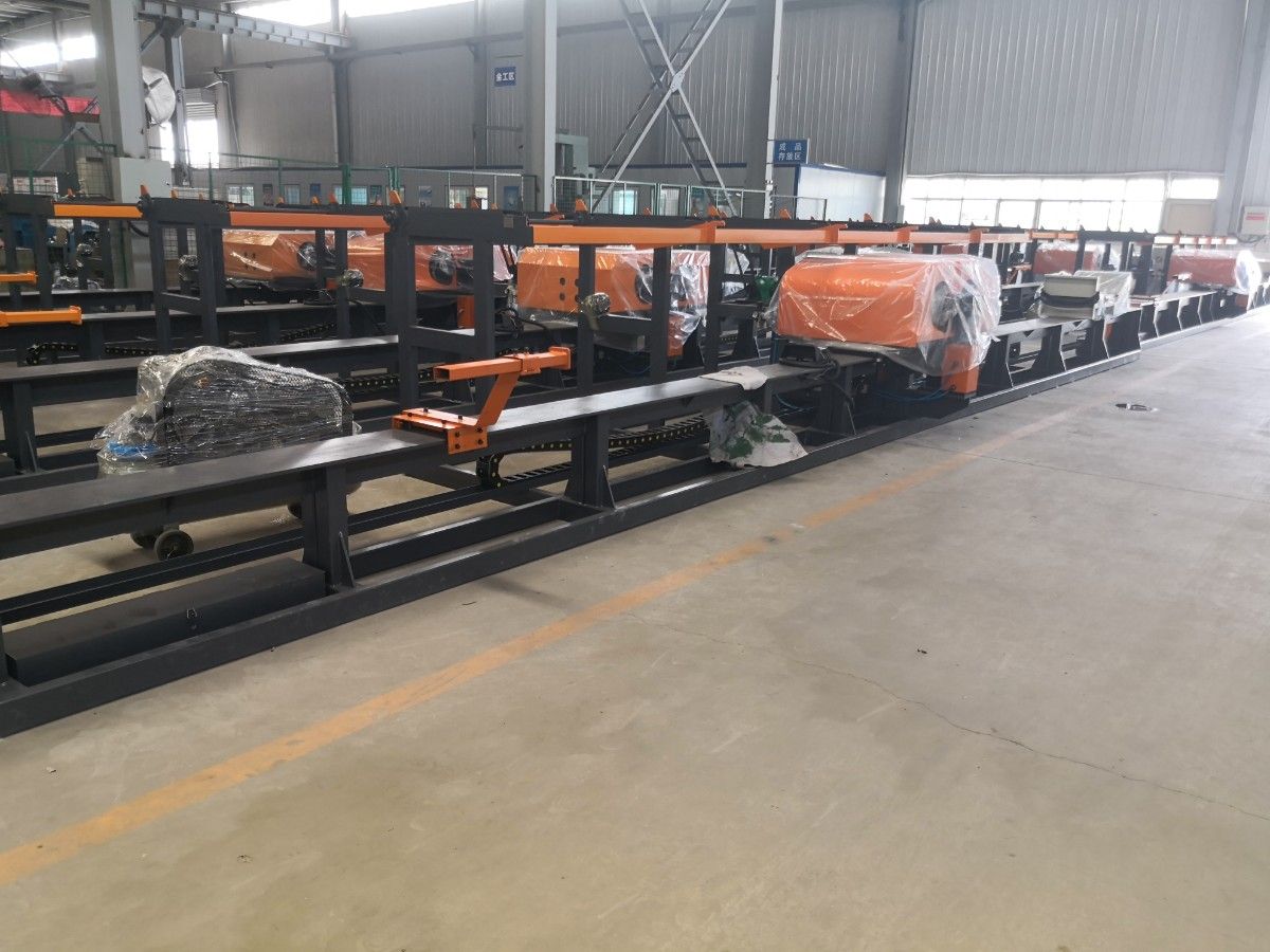 操作數(shù)控鋼筋彎曲中心作業(yè)過(guò)程中的安全注意事項(xiàng)分析